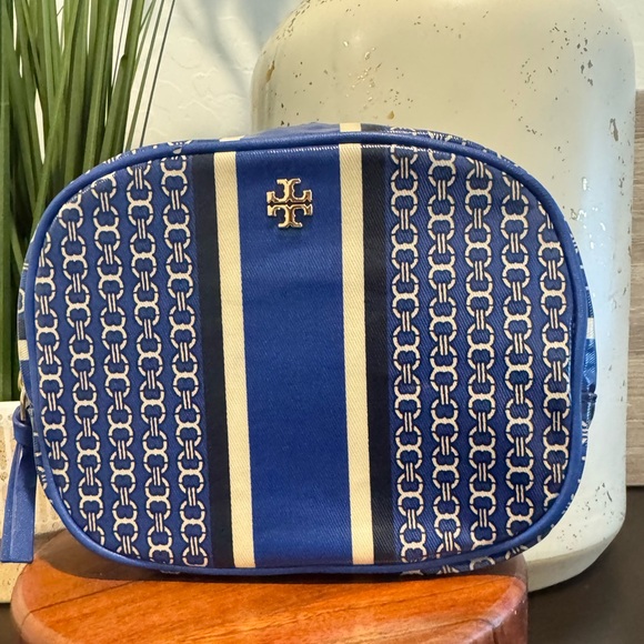 Tory Burch Blue and Cream Chain Stripe Make Up Pouch - Picture 1 of 5